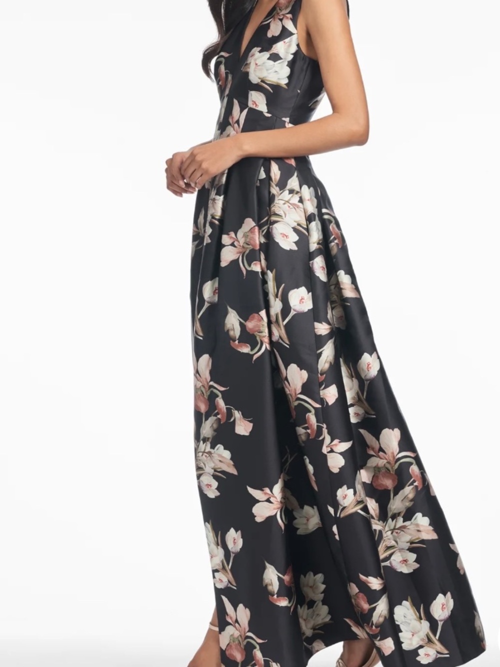Sachin Babi BROOKE Gown Black Venetia Petal print Size 12 New w/Tags and in Box.